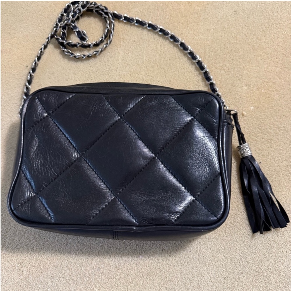 CHANEL Black Quilted Crossbody Bag - Picture 2 of 4
